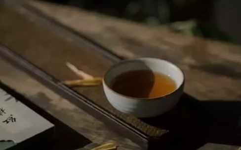 喝茶預(yù)防老年癡呆？！喝這種茶才有效