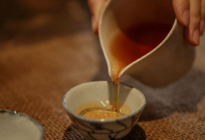 堅(jiān)持喝茶養(yǎng)生，還能有這些好處