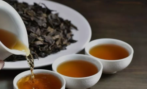 黑茶是陳年茶好，還是新茶好？